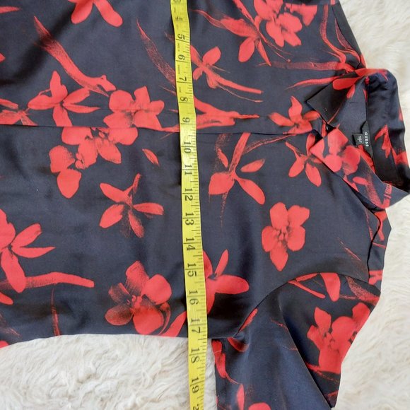 Guess Women's Red Floral Buttons Down Long Sleeve Sheer Shirt Siz  S - Picture 3 of 9